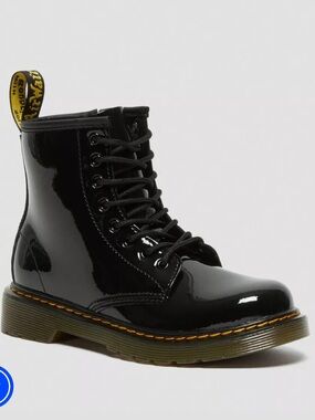 Dr. Marten’s Delaney Black Patent Leather Boots for Toddler Girl, size 11